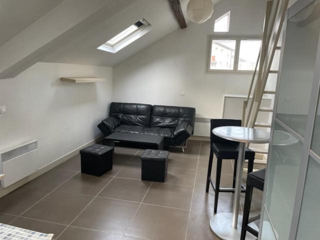 Appartements Sympas Et Confortables Proche De Paris Nanterre Eksteriør billede